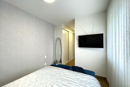 Apartamento à venda com 111m², 2 quartos e 3 vagas Apartamento à venda com 111m², 2 quartos e 3 vagasSuite 1
