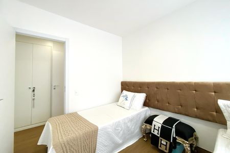 Apartamento à venda com 111m², 2 quartos e 3 vagas Apartamento à venda com 111m², 2 quartos e 3 vagasSuite 2