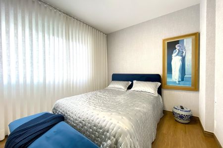 Apartamento à venda com 111m², 2 quartos e 3 vagas Apartamento à venda com 111m², 2 quartos e 3 vagasSuite 1