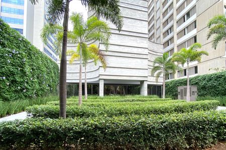 Apartamento à venda com 111m², 2 quartos e 3 vagas Apartamento à venda com 111m², 2 quartos e 3 vagasFachada