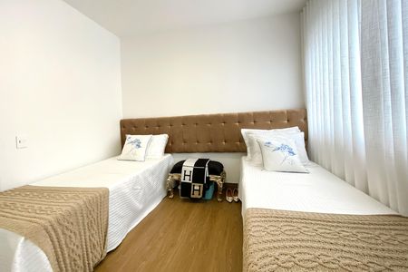 Apartamento à venda com 111m², 2 quartos e 3 vagas Apartamento à venda com 111m², 2 quartos e 3 vagasSuite 2