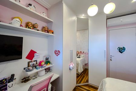 Apartamento à venda com 133m², 3 quartos e 3 vagas Apartamento à venda com 133m², 3 quartos e 3 vagasQuarto 1