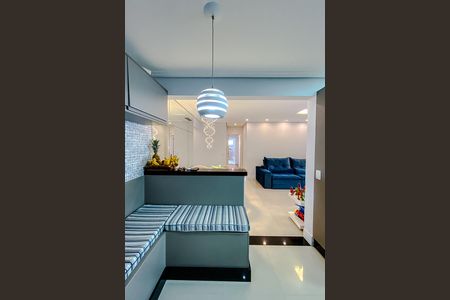 Apartamento à venda com 133m², 3 quartos e 3 vagas Apartamento à venda com 133m², 3 quartos e 3 vagasCozinha