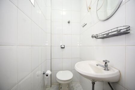 Apartamento à venda com 82m², 2 quartos e 1 vaga Apartamento à venda com 82m², 2 quartos e 1 vagabanheiro de serviçø