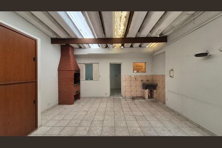 Casa à venda com 123m², 2 quartos e 2 vagas Casa à venda com 123m², 2 quartos e 2 vagasÁrea externa