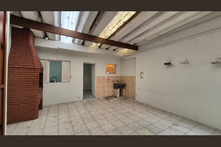 Casa à venda com 123m², 2 quartos e 2 vagas Casa à venda com 123m², 2 quartos e 2 vagasÁrea externa