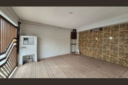 Casa à venda com 123m², 2 quartos e 2 vagas Casa à venda com 123m², 2 quartos e 2 vagasGaragem