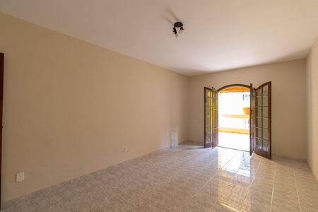 Casa para alugar com 241m², 3 quartos e 4 vagas Casa para alugar com 241m², 3 quartos e 4 vagasQuarto 1