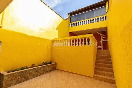 Casa para alugar com 241m², 3 quartos e 4 vagas Casa para alugar com 241m², 3 quartos e 4 vagasQuintal
