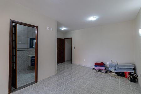 Casa para alugar com 241m², 3 quartos e 4 vagas Casa para alugar com 241m², 3 quartos e 4 vagasSuíte