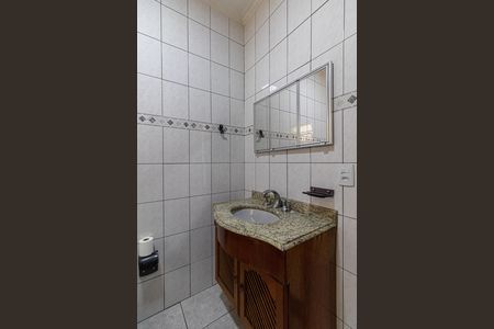 Casa para alugar com 241m², 3 quartos e 4 vagas Casa para alugar com 241m², 3 quartos e 4 vagasBanheiro