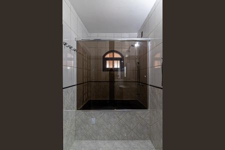 Casa para alugar com 241m², 3 quartos e 4 vagas Casa para alugar com 241m², 3 quartos e 4 vagasBanheiro Suíte