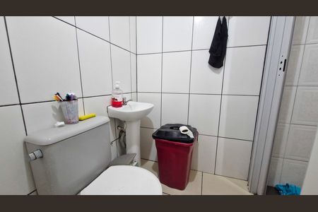 Banheiro de casa à venda com 1 quarto, 32m² em Vila Natal, São Paulo