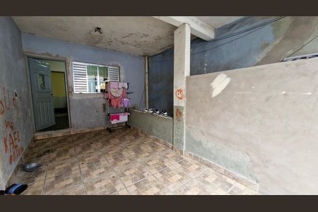 Casa à venda com 32m², 1 quarto e sem vaga Casa à venda com 32m², 1 quarto e sem vagaQuintal
