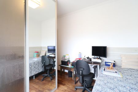 Apartamento à venda com 70m², 2 quartos e 1 vagaQuarto 2