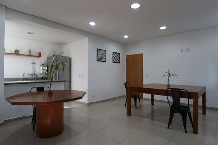 Apartamento à venda com 70m², 2 quartos e 1 vagaÁrea comum - Salão de festas