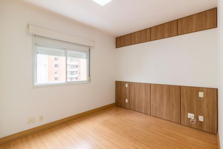 Apartamento à venda com 65m², 2 quartos e 2 vagasSuíte
