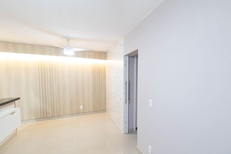 Sala de apartamento para alugar com 3 quartos, 62m² em Campo Grande, Rio de Janeiro