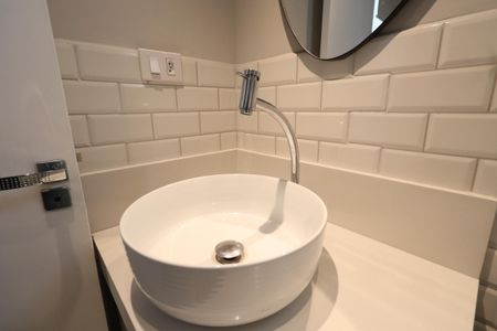 Apartamento à venda com 63m², 3 quartos e 1 vaga Apartamento à venda com 63m², 3 quartos e 1 vagaBanheiro da Suíte
