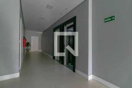 Apartamento à venda com 63m², 3 quartos e 1 vaga Apartamento à venda com 63m², 3 quartos e 1 vagaHall social
