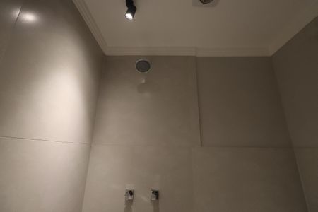 Apartamento à venda com 63m², 3 quartos e 1 vaga Apartamento à venda com 63m², 3 quartos e 1 vagaBanheiro Social