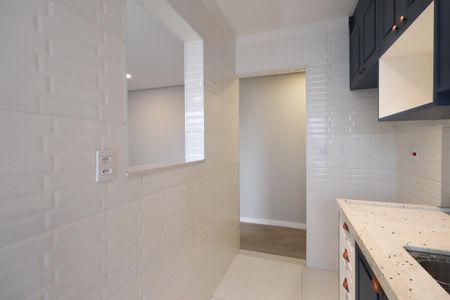 Apartamento à venda com 63m², 3 quartos e 1 vaga Apartamento à venda com 63m², 3 quartos e 1 vagaCozinha e Área de Serviço