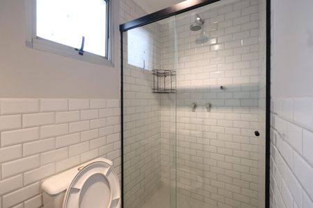 Apartamento à venda com 63m², 3 quartos e 1 vaga Apartamento à venda com 63m², 3 quartos e 1 vagaBanheiro da Suíte