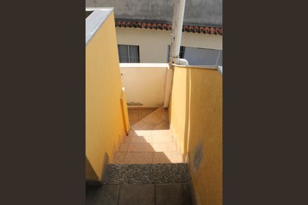 Apartamento para alugar com 178m², 3 quartos e sem vagaEscada