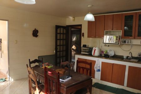Apartamento para alugar com 178m², 3 quartos e sem vagaCozinha