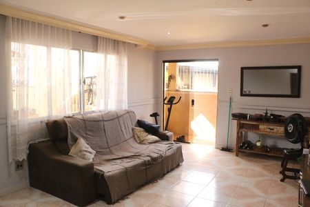 Apartamento para alugar com 178m², 3 quartos e sem vagaSala