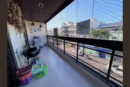 Apartamento para alugar com 81m², 2 quartos e 1 vaga Apartamento para alugar com 81m², 2 quartos e 1 vagaVaranda
