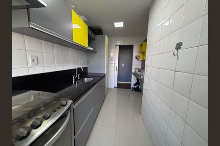 Apartamento para alugar com 81m², 2 quartos e 1 vaga Apartamento para alugar com 81m², 2 quartos e 1 vagaCozinha