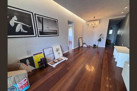 Sala de apartamento para alugar com 2 quartos, 81m² em Recreio dos Bandeirantes, Rio de Janeiro