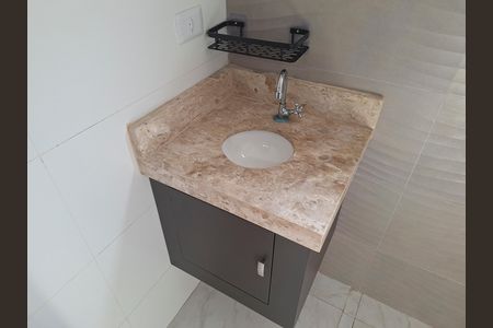 Banheiro de apartamento para alugar com 1 quarto, 28m² em Santana, São Paulo