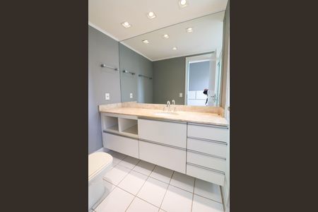 Apartamento para alugar com 85m², 1 quarto e 2 vagas Apartamento para alugar com 85m², 1 quarto e 2 vagasBanheiro da Suíte