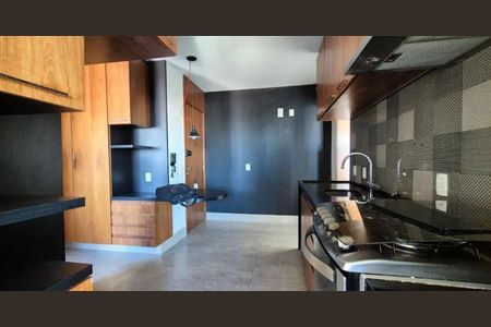 Foto 04 de apartamento à venda com 3 quartos, 105m² em Vila Gumercindo, São Paulo