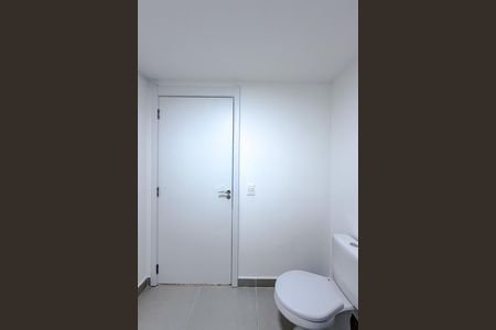 Apartamento para alugar com 38m², 2 quartos e sem vaga Apartamento para alugar com 38m², 2 quartos e sem vagaBanheiro