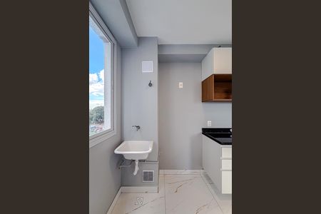 Apartamento para alugar com 38m², 2 quartos e sem vaga Apartamento para alugar com 38m², 2 quartos e sem vagaCozinha e Área de Serviço