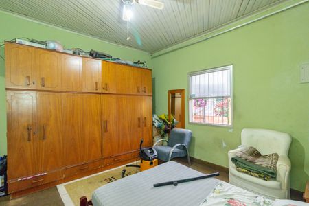 Casa à venda com 231m², 2 quartos e 3 vagasQuarto 1 Casa 2
