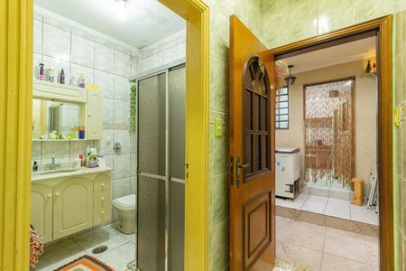 Casa à venda com 231m², 2 quartos e 3 vagasBanheiro