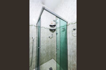 Apartamento à venda com 56m², 2 quartos e 1 vaga Apartamento à venda com 56m², 2 quartos e 1 vagaBanheiro