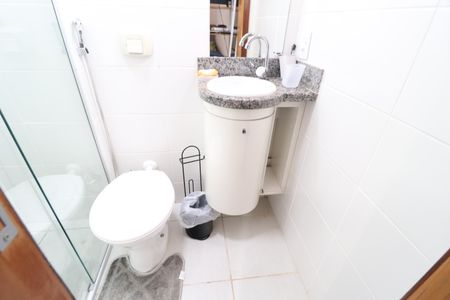 Apartamento para alugar com 45m², 2 quartos e 1 vagaBanheiro do Quarto 2