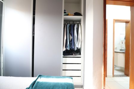 Apartamento para alugar com 45m², 2 quartos e 1 vagaQuarto 2 - Suíte