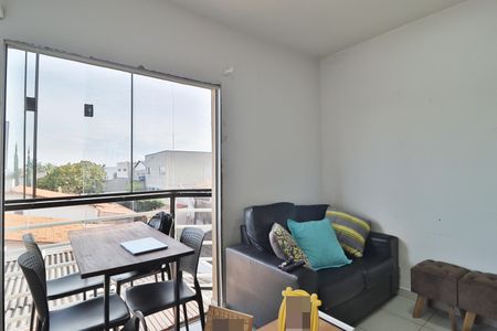 Sala de apartamento para alugar com 2 quartos, 45m² em Jardim Botânico, Uberlândia