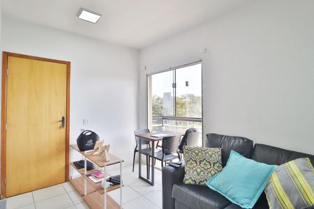 Sala de apartamento para alugar com 2 quartos, 45m² em Jardim Botânico, Uberlândia