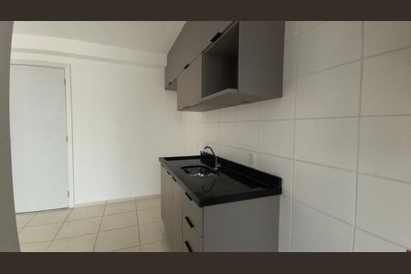 Apartamento para alugar com 51m², 2 quartos e 1 vaga Apartamento para alugar com 51m², 2 quartos e 1 vagaCozinha e Área de Serviço