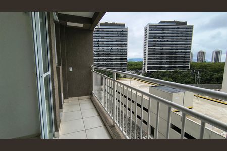 Apartamento para alugar com 51m², 2 quartos e 1 vaga Apartamento para alugar com 51m², 2 quartos e 1 vagaVaranda