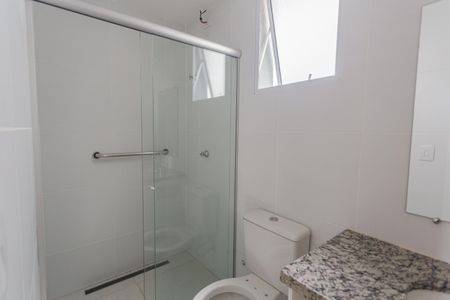 Apartamento à venda com 65m², 2 quartos e 2 vagas Apartamento à venda com 65m², 2 quartos e 2 vagasBanheiro Social