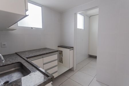 Apartamento à venda com 65m², 2 quartos e 2 vagas Apartamento à venda com 65m², 2 quartos e 2 vagasCozinha