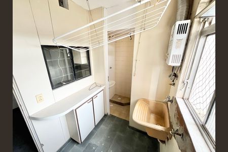 Apartamento à venda com 82m², 3 quartos e 2 vagasÁrea de Serviço